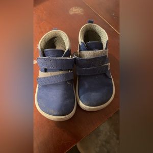 Barefoot kid shoes barley worn maybe 2 times